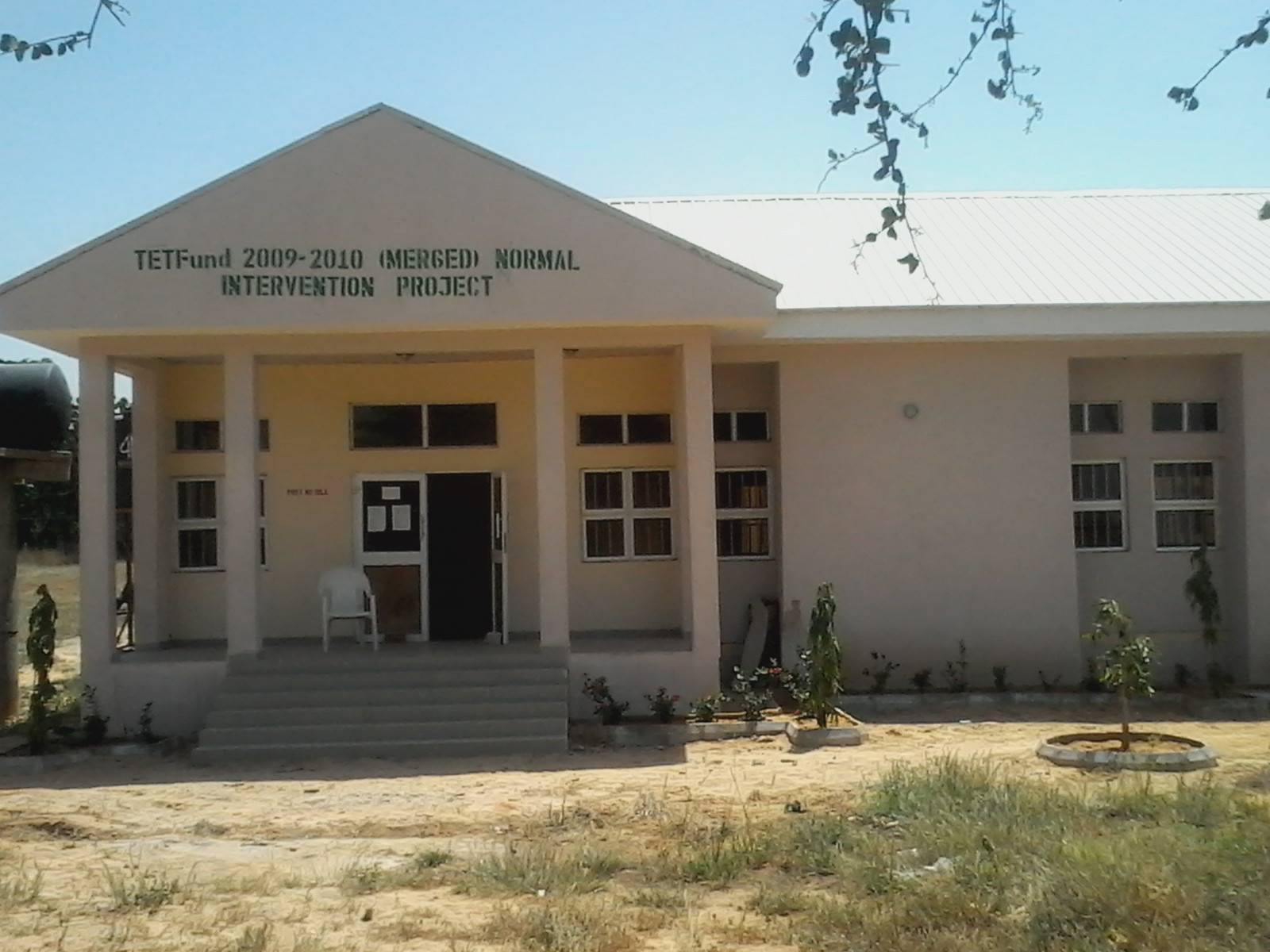 A campus building at Mai Idriss Alooma Polytechnic